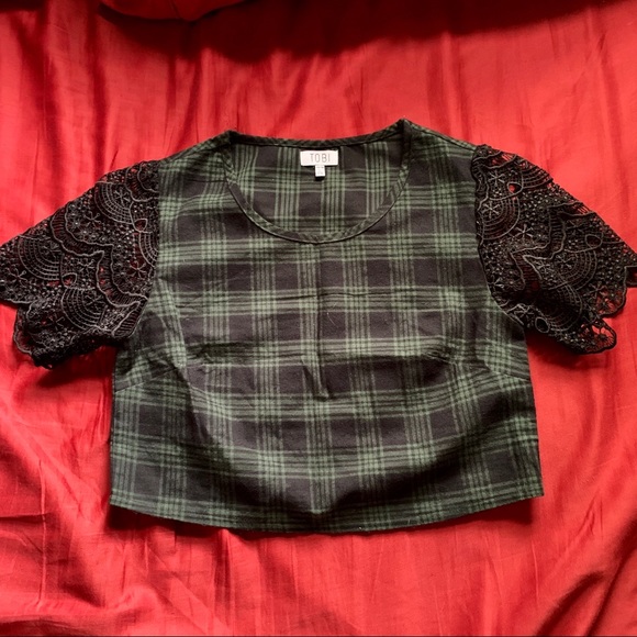 NWOT Tobi Plaid Crop Top w/ lace sleeves - Picture 1 of 7